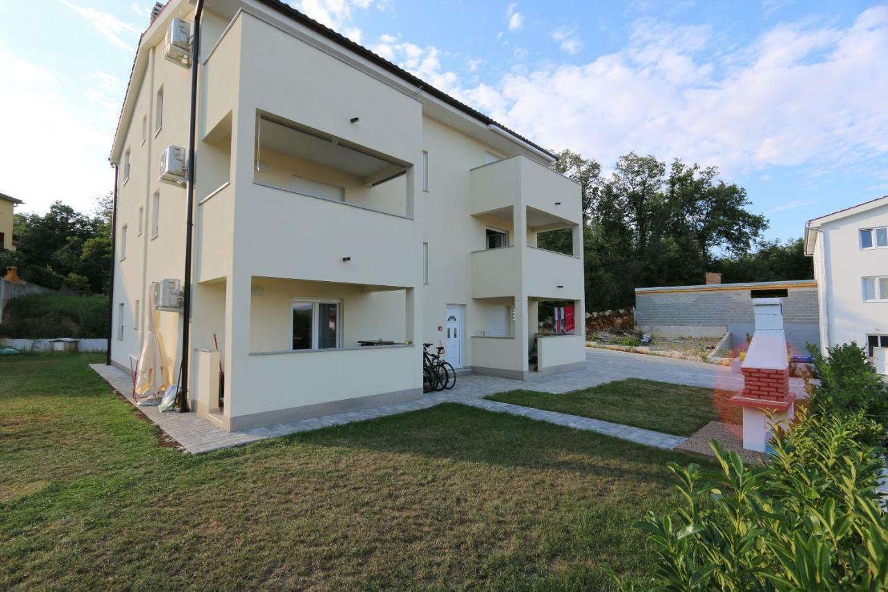Apartment Samsa Mirica Cizici Exterior photo